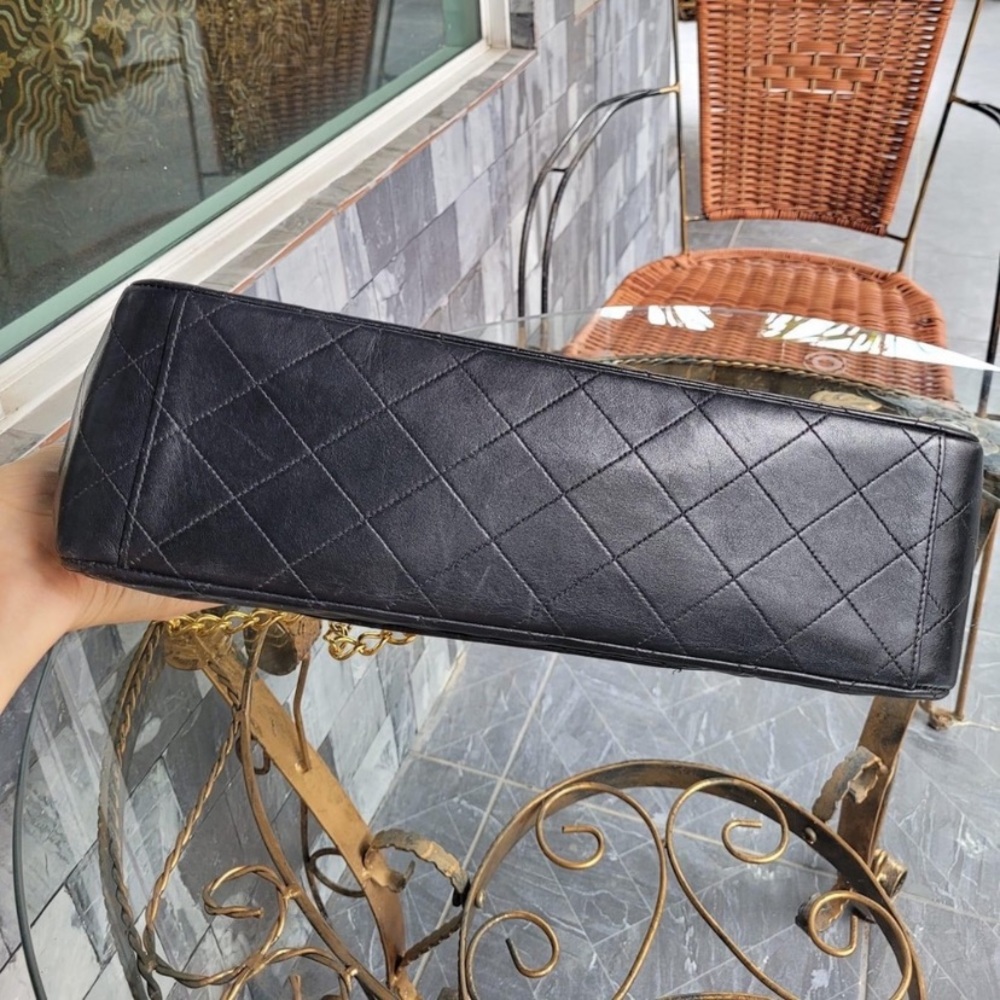 Black Friday deal🔥 Chanel Large CC Maxi flap Black& 24k Gold plated Hardware - Picture 7 of 15